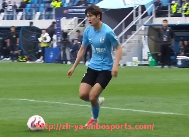 安博体育官网-世俱杯比赛中的技术犯规判罚标准及影响分析